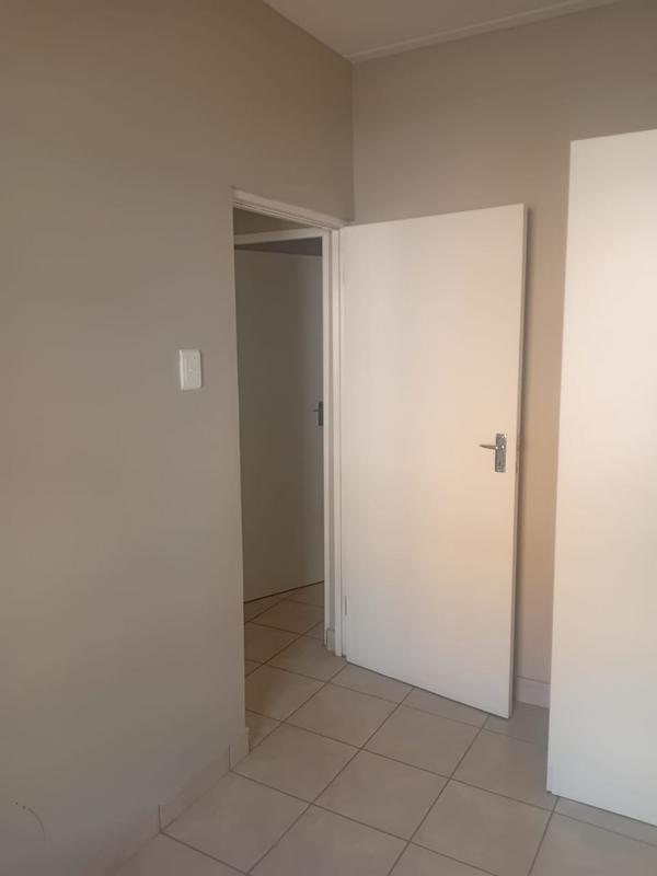To Let 2 Bedroom Property for Rent in Groblerpark Gauteng