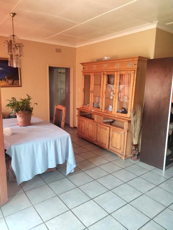4 Bedroom Property for Sale in Kibler Park Gauteng