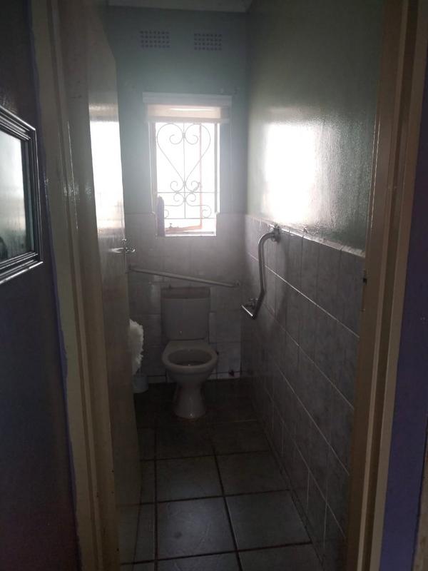 4 Bedroom Property for Sale in Kibler Park Gauteng