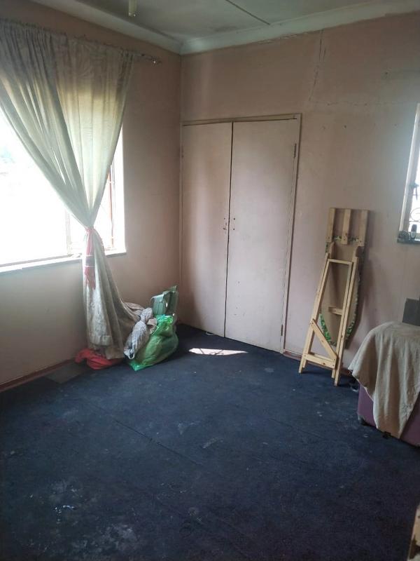 4 Bedroom Property for Sale in Kibler Park Gauteng