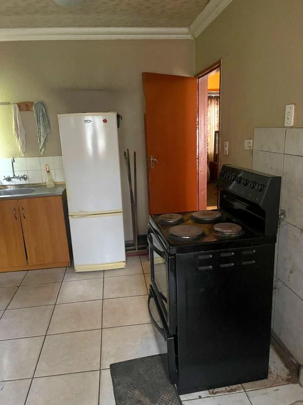 2 Bedroom Property for Sale in Protea Glen Gauteng