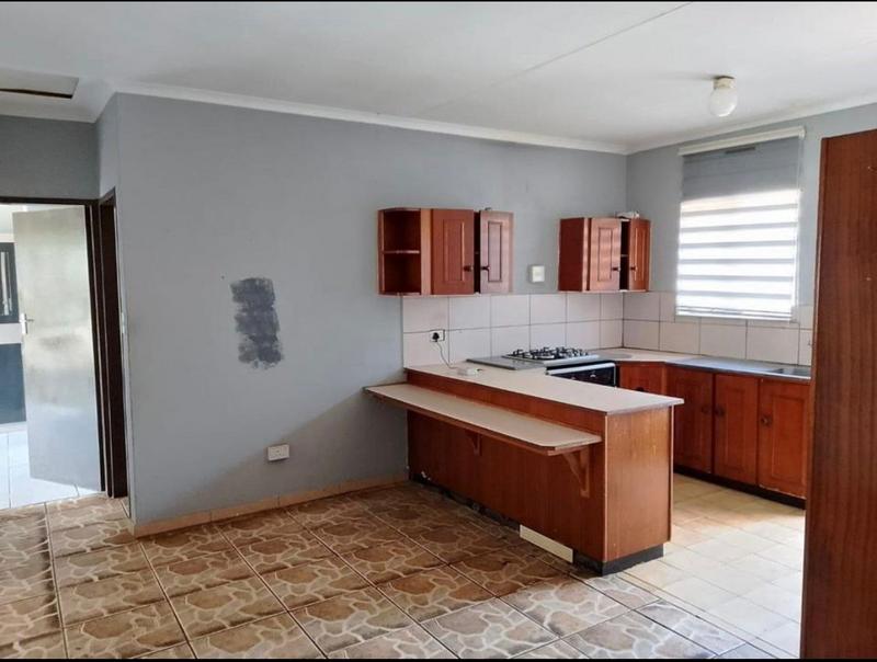 3 Bedroom Property for Sale in Crystal Park Gauteng