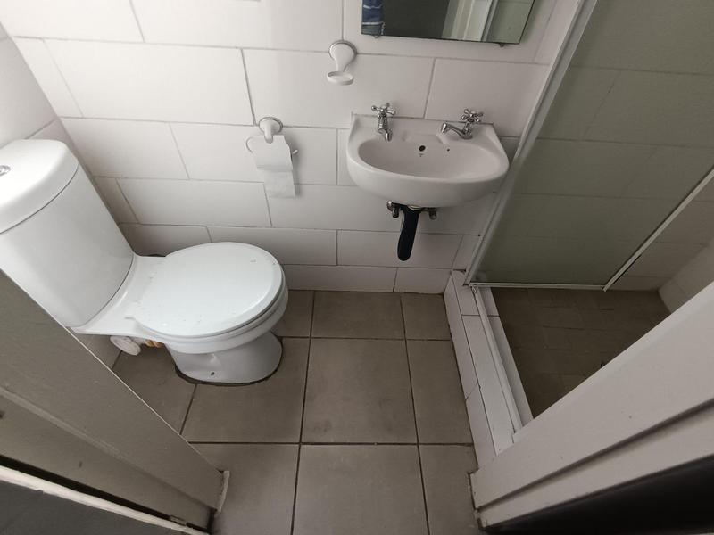 1 Bedroom Property for Sale in Kew Gauteng