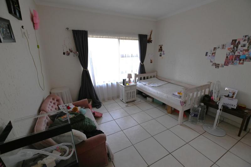 To Let 2 Bedroom Property for Rent in Paulshof Gauteng