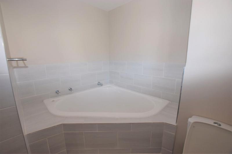 1 Bedroom Property for Sale in Strathavon Gauteng