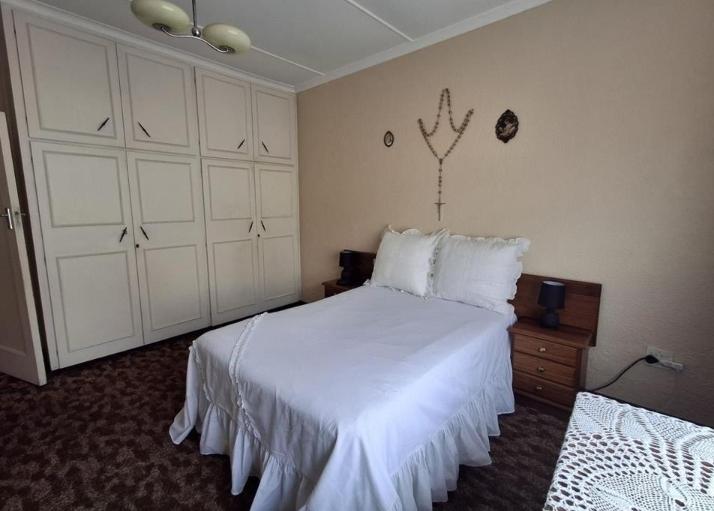 6 Bedroom Property for Sale in Bezuidenhout Valley Gauteng