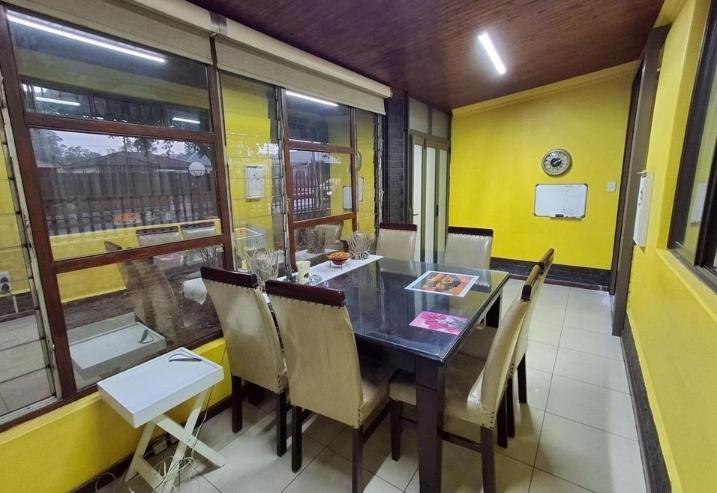 5 Bedroom Property for Sale in Bezuidenhout Valley Gauteng