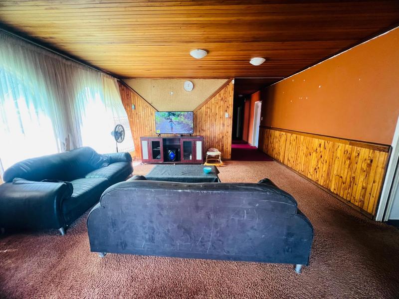 8 Bedroom Property for Sale in Laudium Gauteng