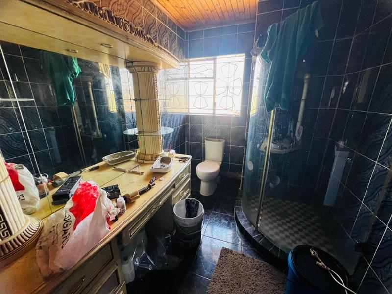 8 Bedroom Property for Sale in Laudium Gauteng