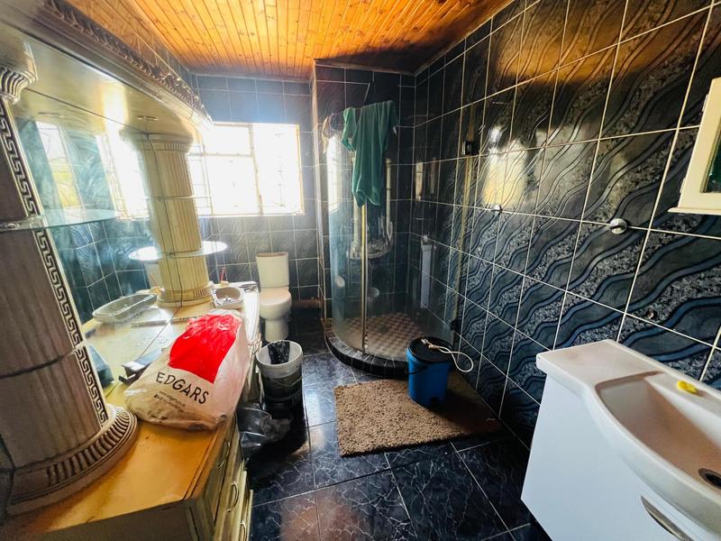 8 Bedroom Property for Sale in Laudium Gauteng