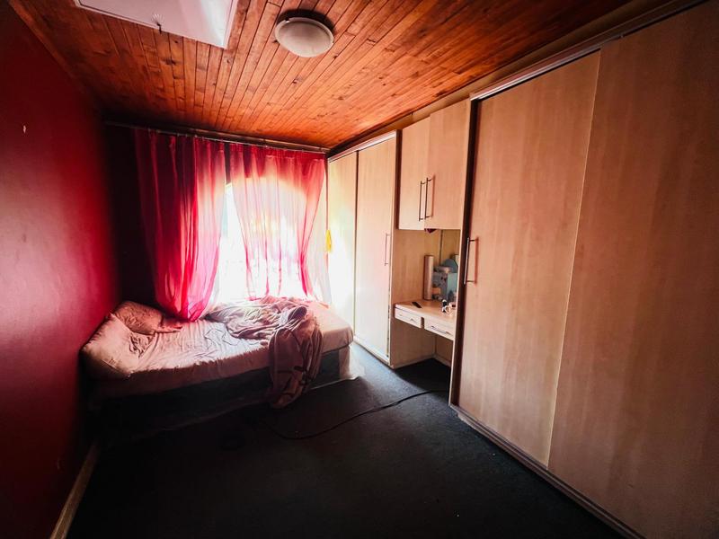 8 Bedroom Property for Sale in Laudium Gauteng