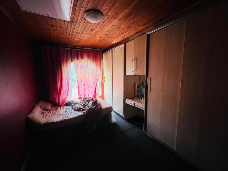8 Bedroom Property for Sale in Laudium Gauteng
