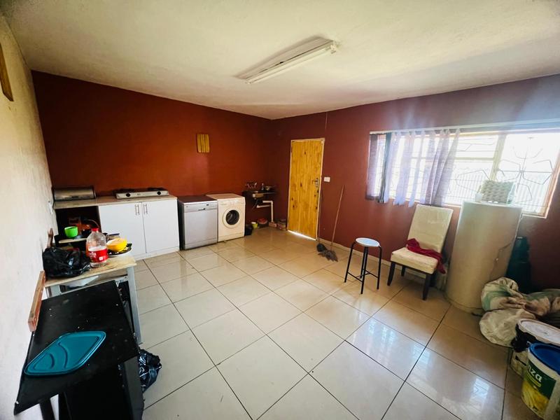 8 Bedroom Property for Sale in Laudium Gauteng