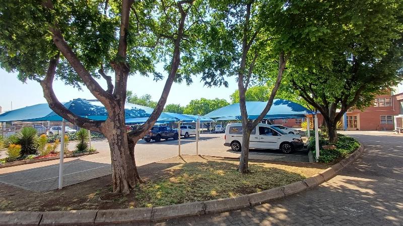To Let commercial Property for Rent in Rooihuiskraal Gauteng