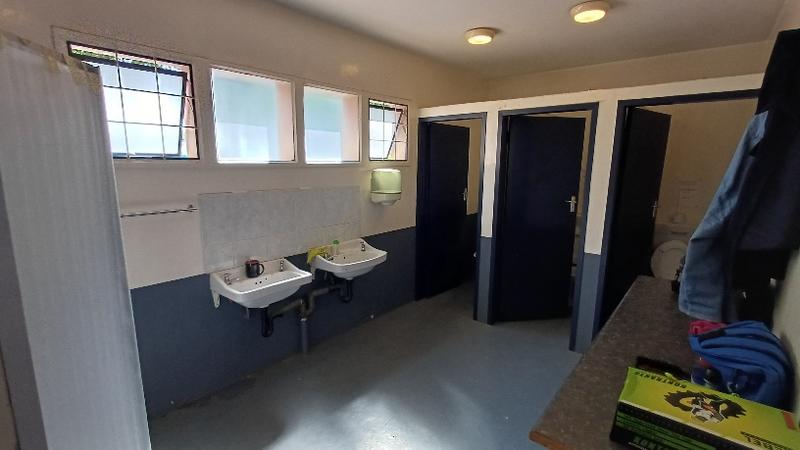 To Let commercial Property for Rent in Rooihuiskraal Gauteng