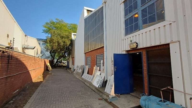To Let commercial Property for Rent in Rooihuiskraal Gauteng