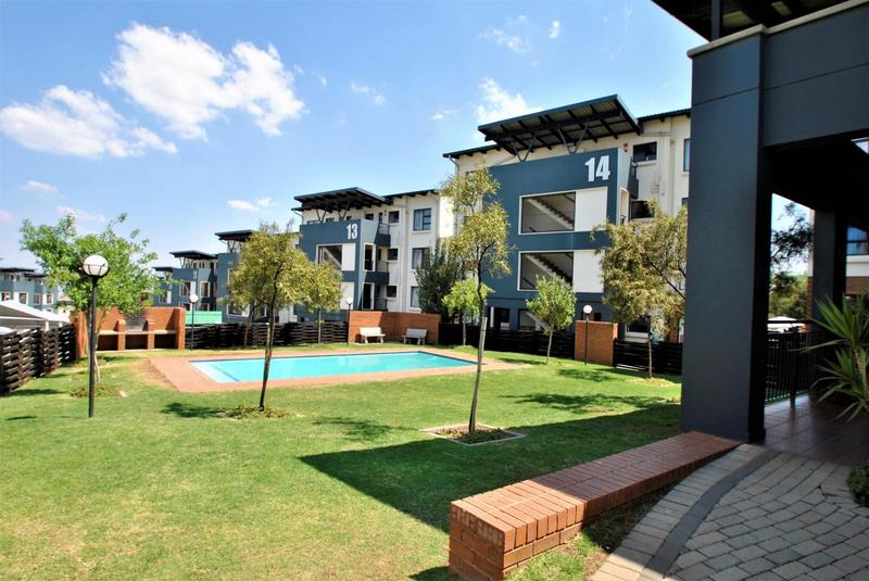 3 Bedroom Property for Sale in Oakdene Gauteng