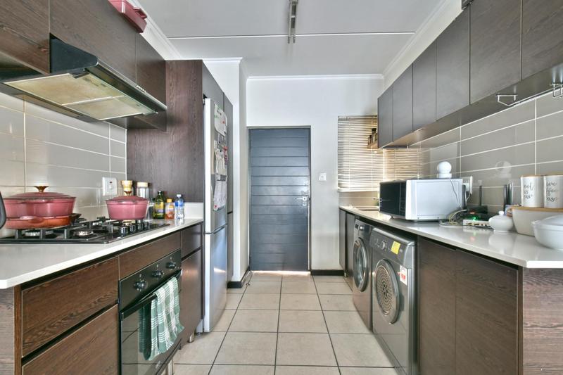3 Bedroom Property for Sale in Oakdene Gauteng