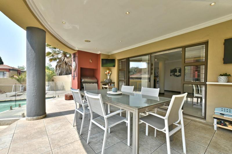 5 Bedroom Property for Sale in Boskruin Gauteng
