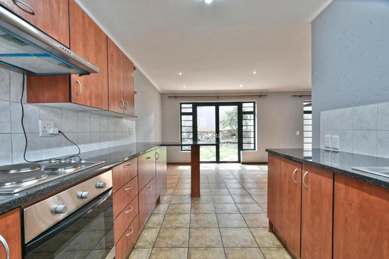 2 Bedroom Property for Sale in Darrenwood Gauteng