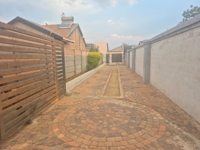 3 Bedroom Property for Sale in Ennerdale Gauteng