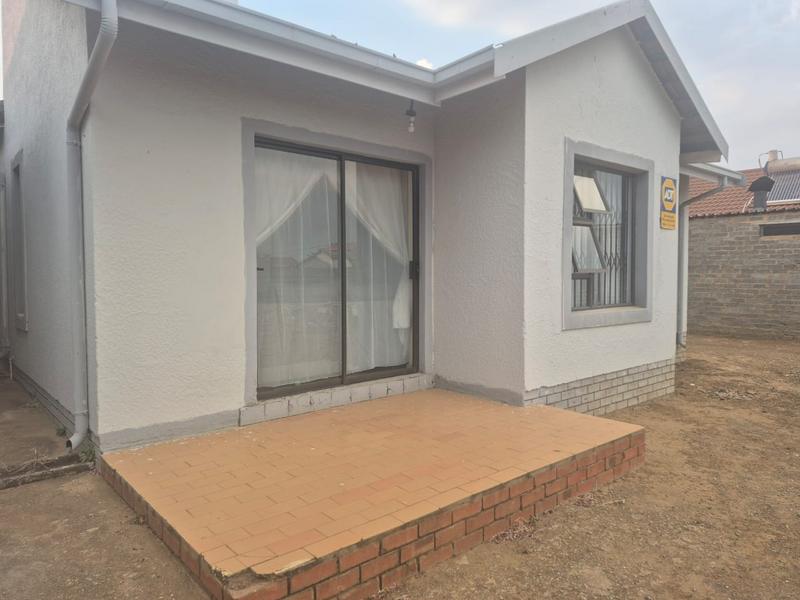 3 Bedroom Property for Sale in Ennerdale Gauteng