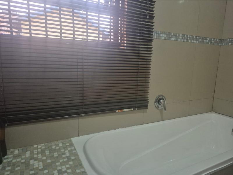 3 Bedroom Property for Sale in Ennerdale Gauteng