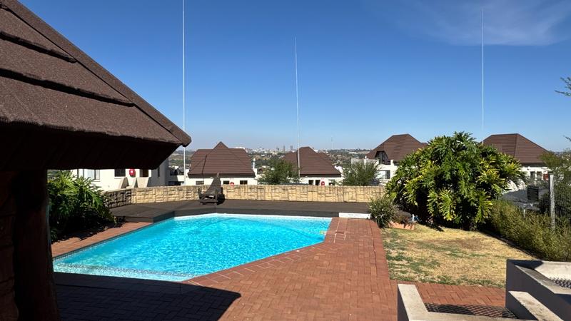 2 Bedroom Property for Sale in Northcliff Gauteng