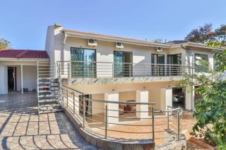 6 Bedroom Property for Sale in Bramley Park Gauteng
