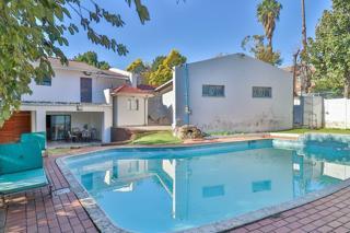 6 Bedroom Property for Sale in Bramley Park Gauteng