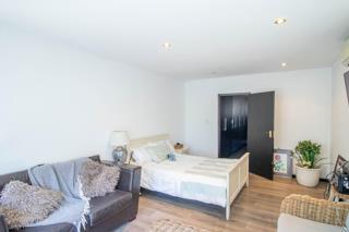 6 Bedroom Property for Sale in Bramley Park Gauteng