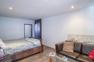 6 Bedroom Property for Sale in Bramley Park Gauteng