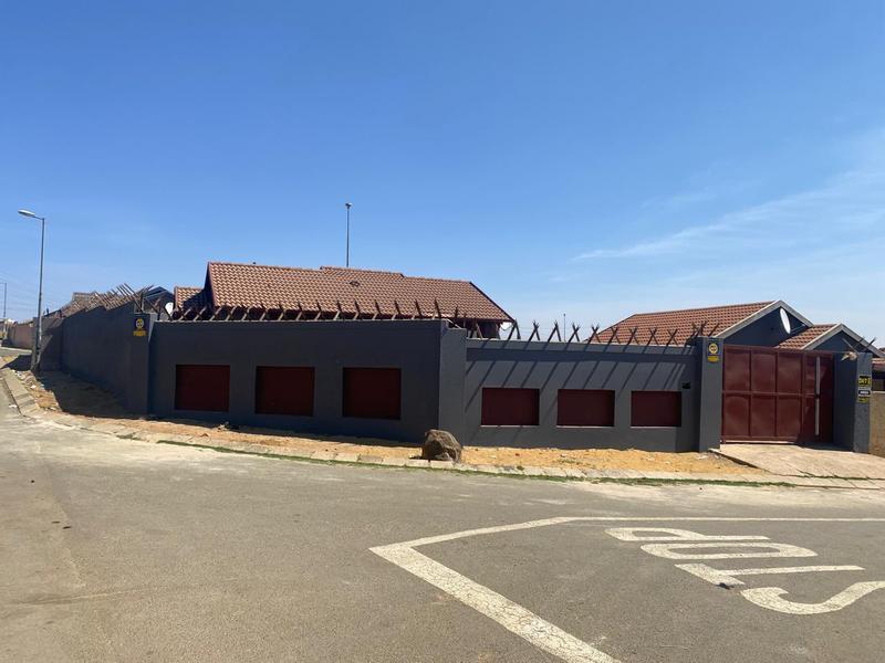 3 Bedroom Property for Sale in Jabulani Gauteng