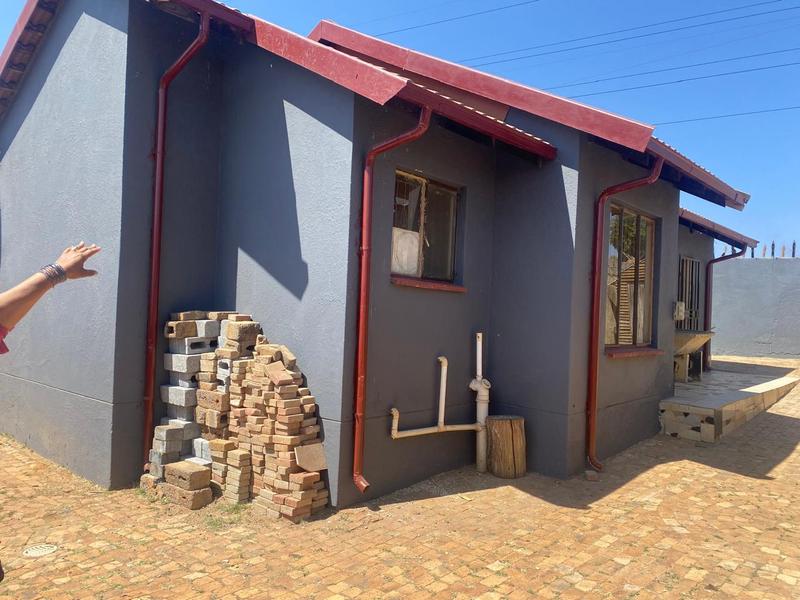 3 Bedroom Property for Sale in Jabulani Gauteng