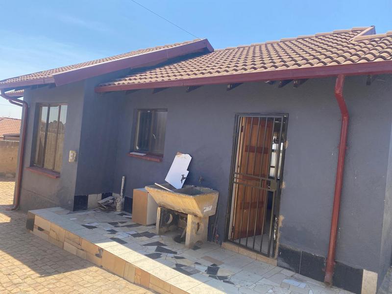 3 Bedroom Property for Sale in Jabulani Gauteng