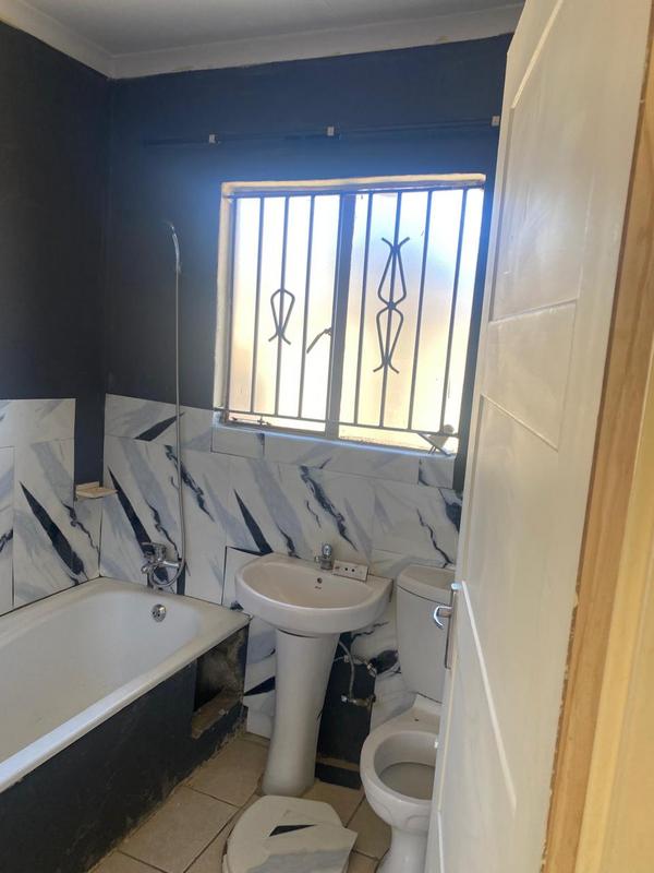 3 Bedroom Property for Sale in Jabulani Gauteng