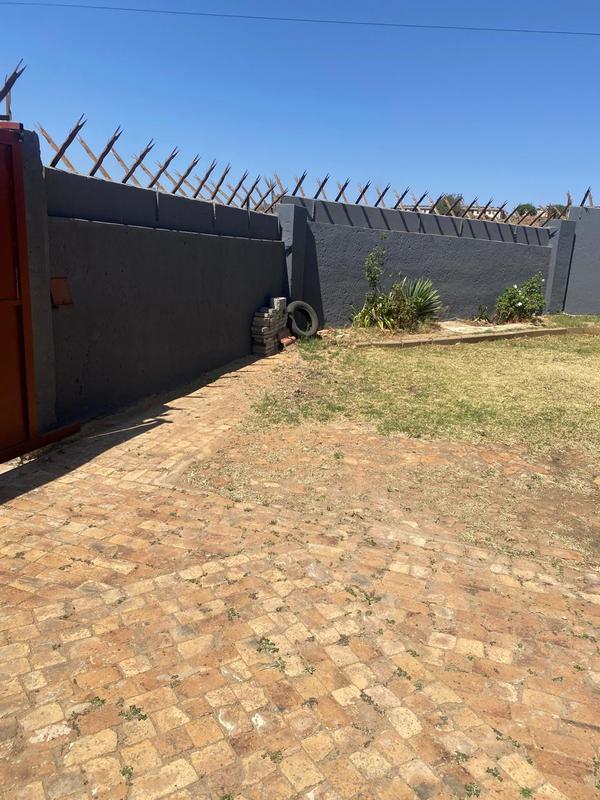 3 Bedroom Property for Sale in Jabulani Gauteng