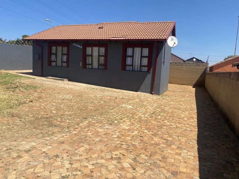 3 Bedroom Property for Sale in Jabulani Gauteng