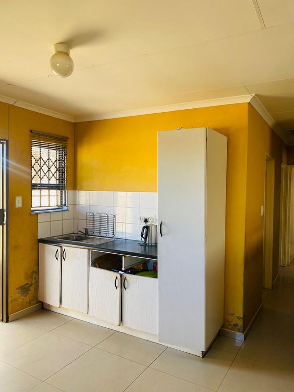 3 Bedroom Property for Sale in Protea Glen Gauteng