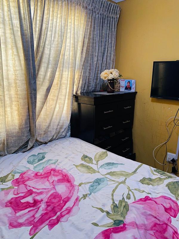 3 Bedroom Property for Sale in Protea Glen Gauteng