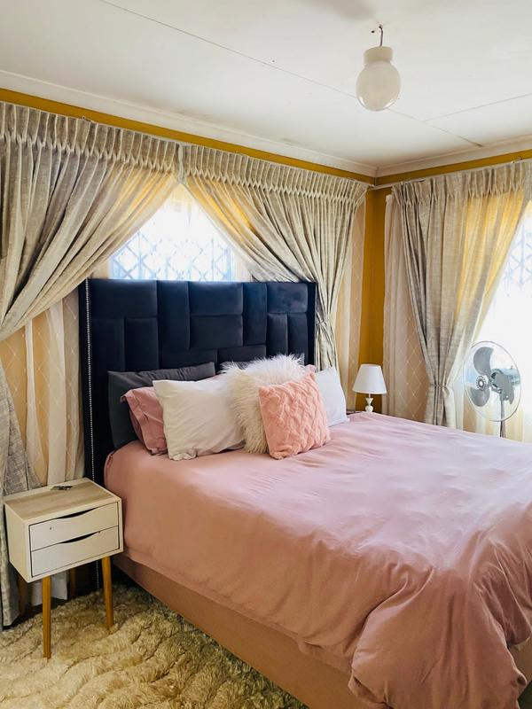 3 Bedroom Property for Sale in Protea Glen Gauteng