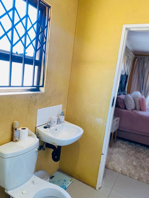 3 Bedroom Property for Sale in Protea Glen Gauteng