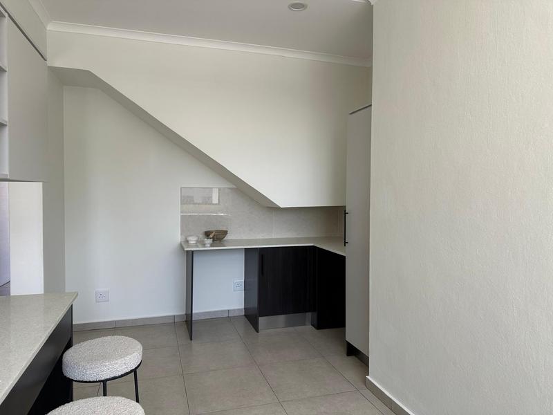 To Let 3 Bedroom Property for Rent in Modderfontein Gauteng