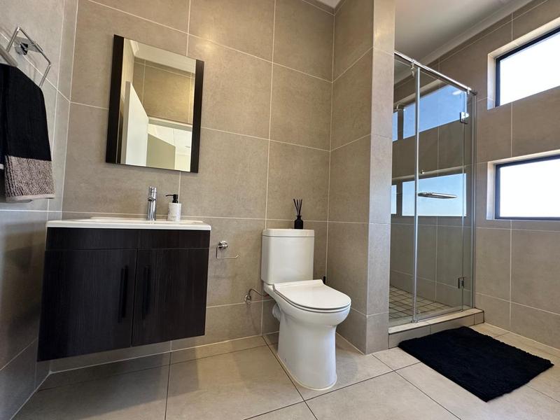 To Let 3 Bedroom Property for Rent in Modderfontein Gauteng