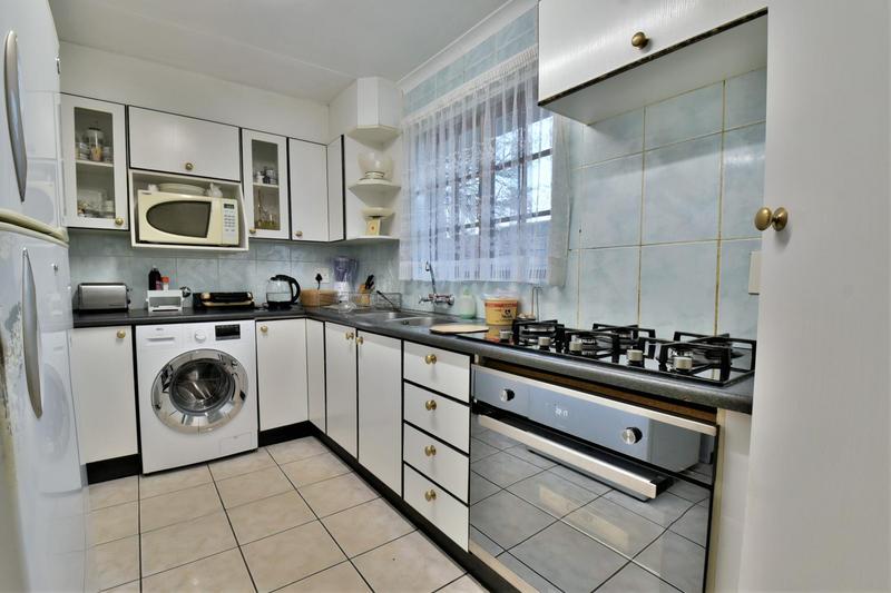 6 Bedroom Property for Sale in Glenvista Gauteng