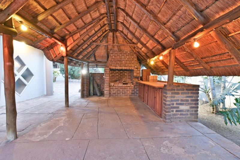 6 Bedroom Property for Sale in Glenvista Gauteng