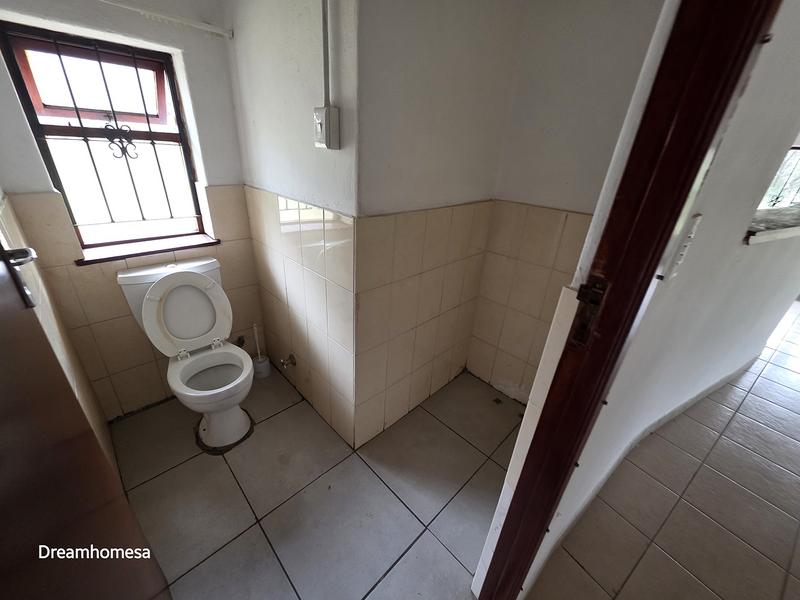 To Let 4 Bedroom Property for Rent in Morningside Gauteng