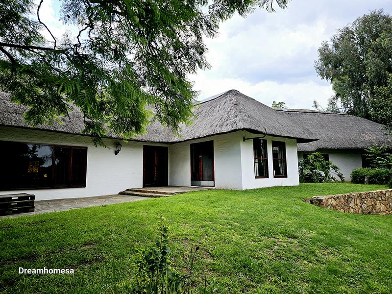 To Let 4 Bedroom Property for Rent in Morningside Gauteng