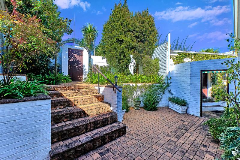To Let 3 Bedroom Property for Rent in Bryanston Gauteng