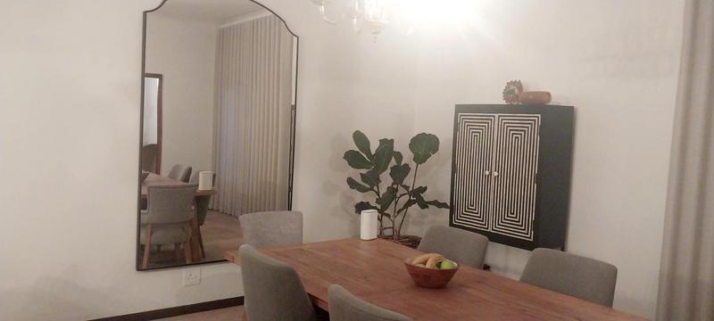 To Let 3 Bedroom Property for Rent in Bryanston Gauteng